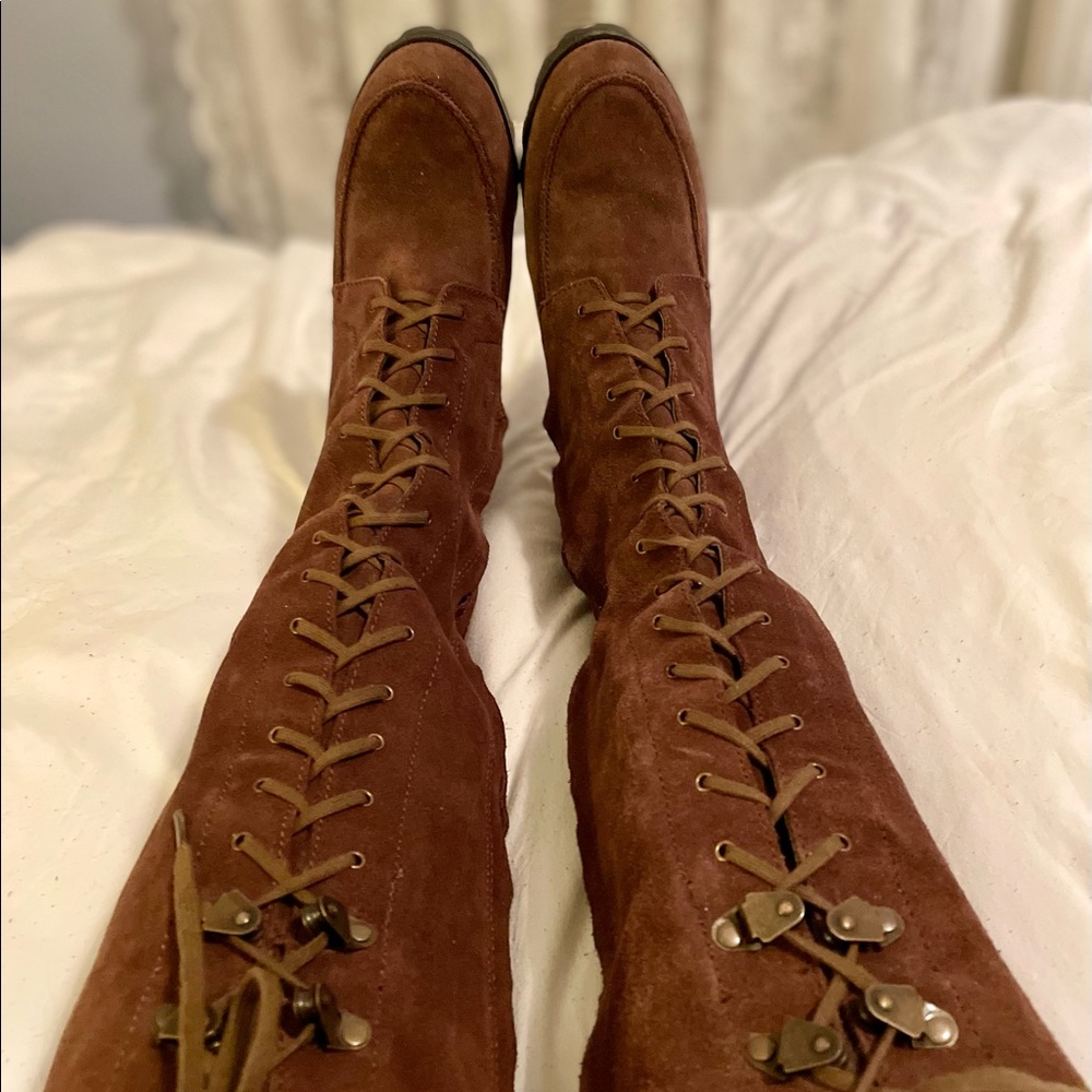 Lauren Ralph Lauren Brown Suede Tall Lace Up Boots. Size 7